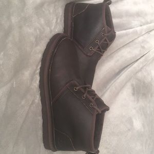 New Ugg  Men’s Neumel Chukka boots